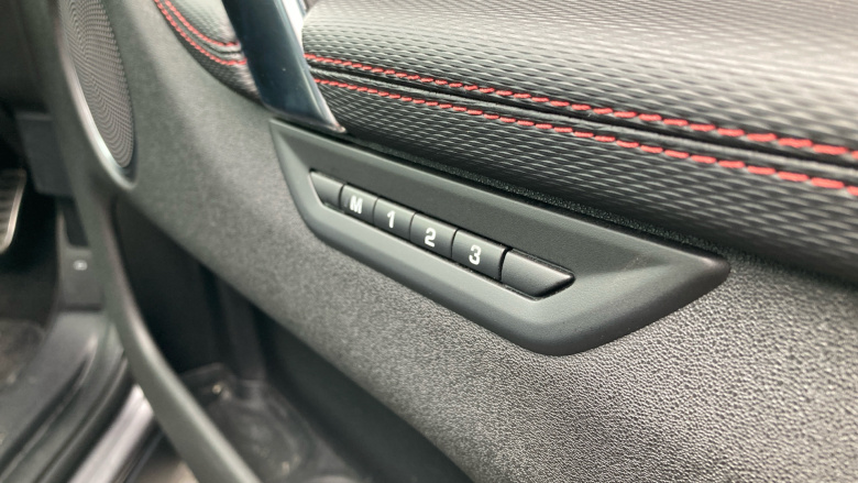 Land Rover Discovery Sport 2.0 D200 R-Dynamic SE 5dr Auto Diesel Station Wagon